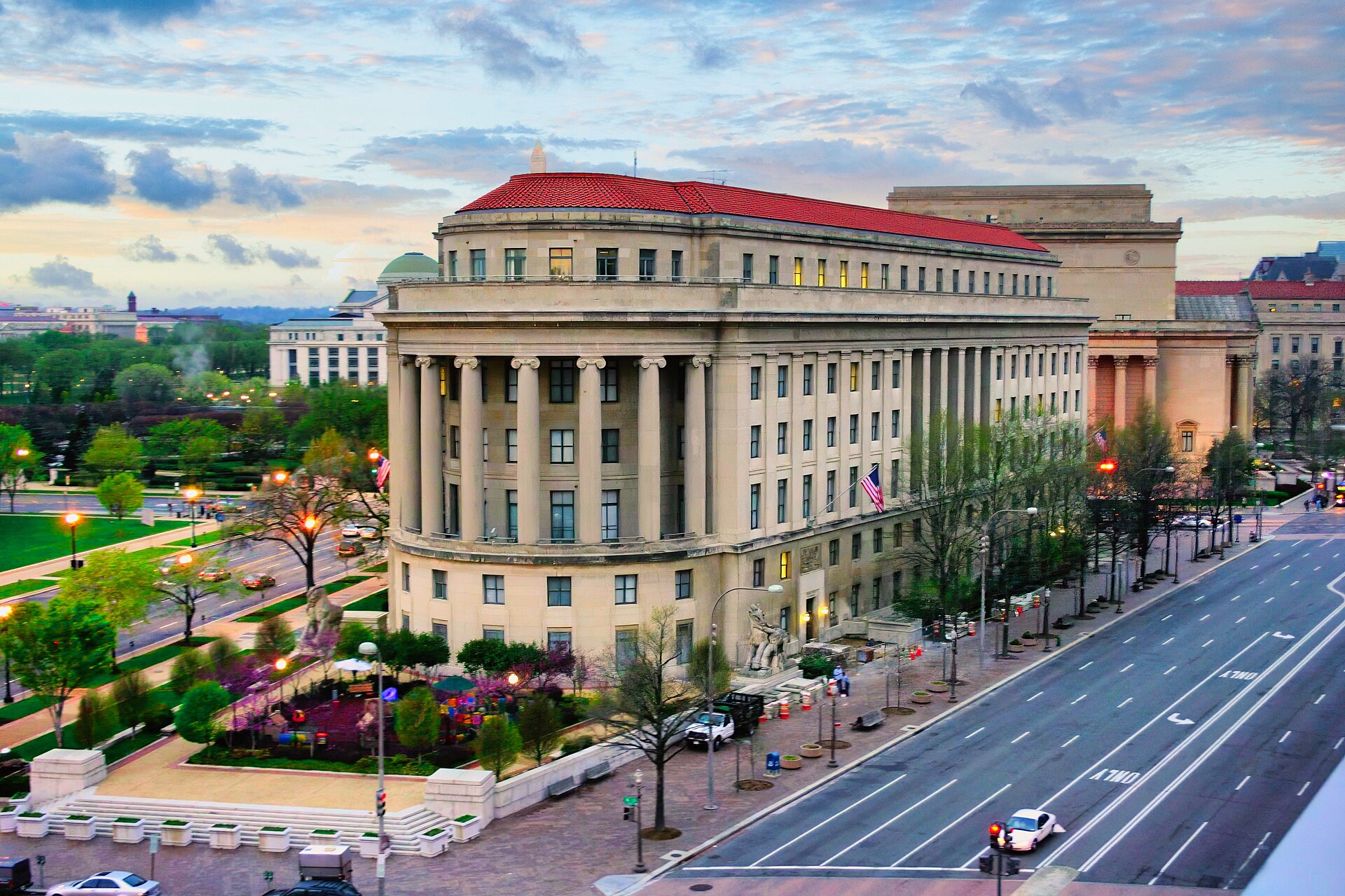 The Apex Building, headquarters of the Federal Trade Commission, on Constitution Avenue and 7th Streets in Washington, D.C.jpg